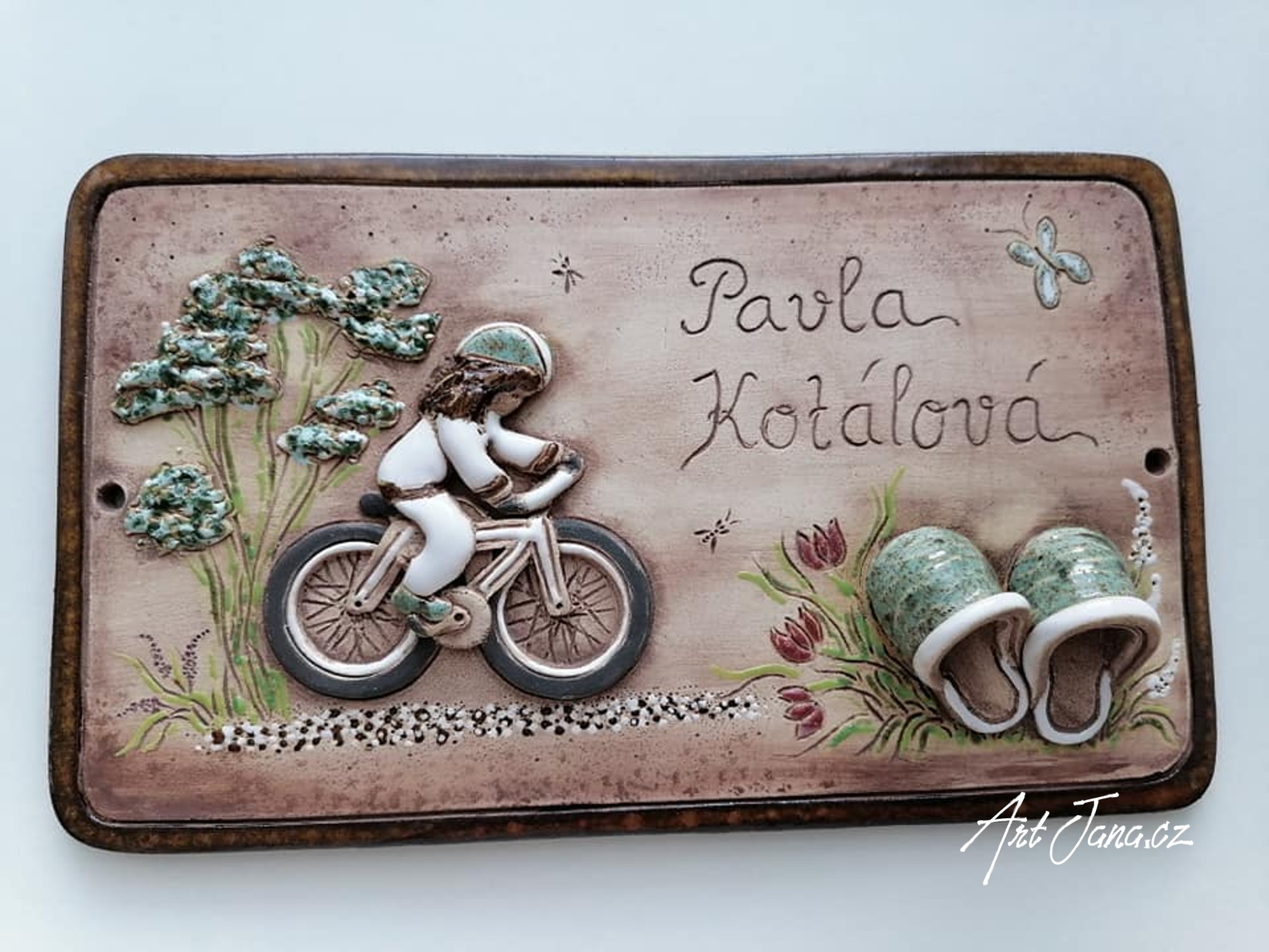 Keramická jmenovka cyklistka