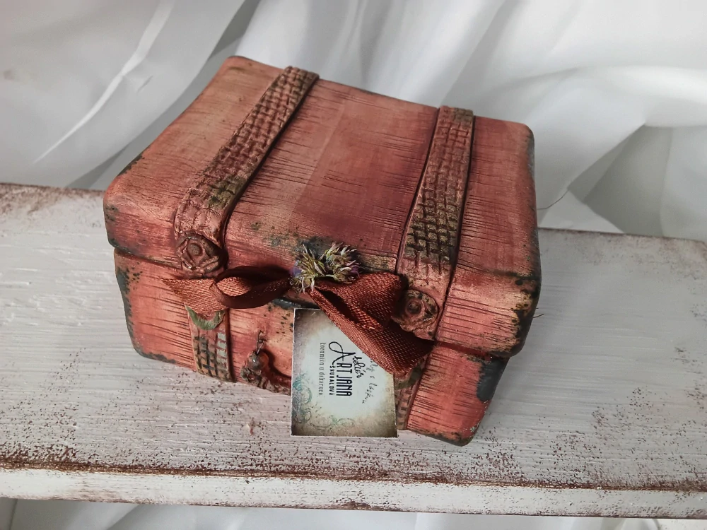 Keramický kufřík s medvídkem