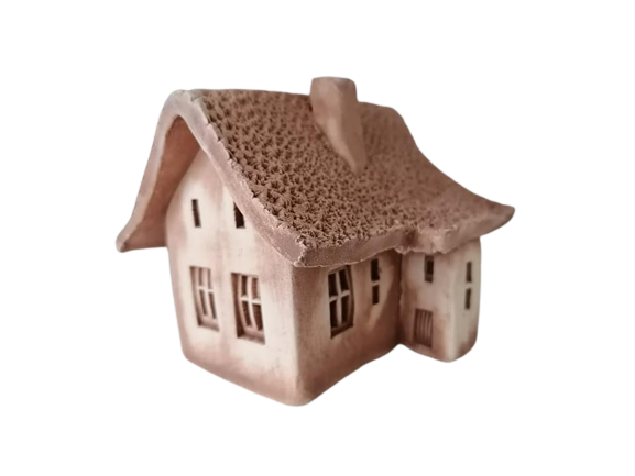 Keramický mini domeček členitější