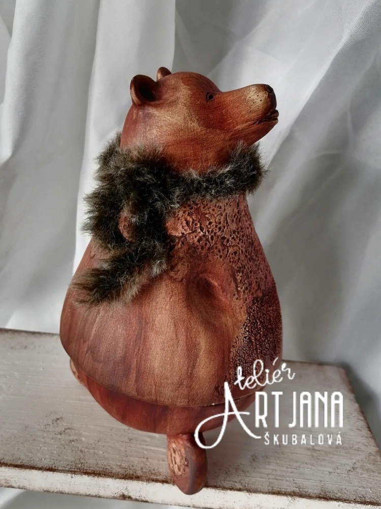 Medvědí poklopová doza