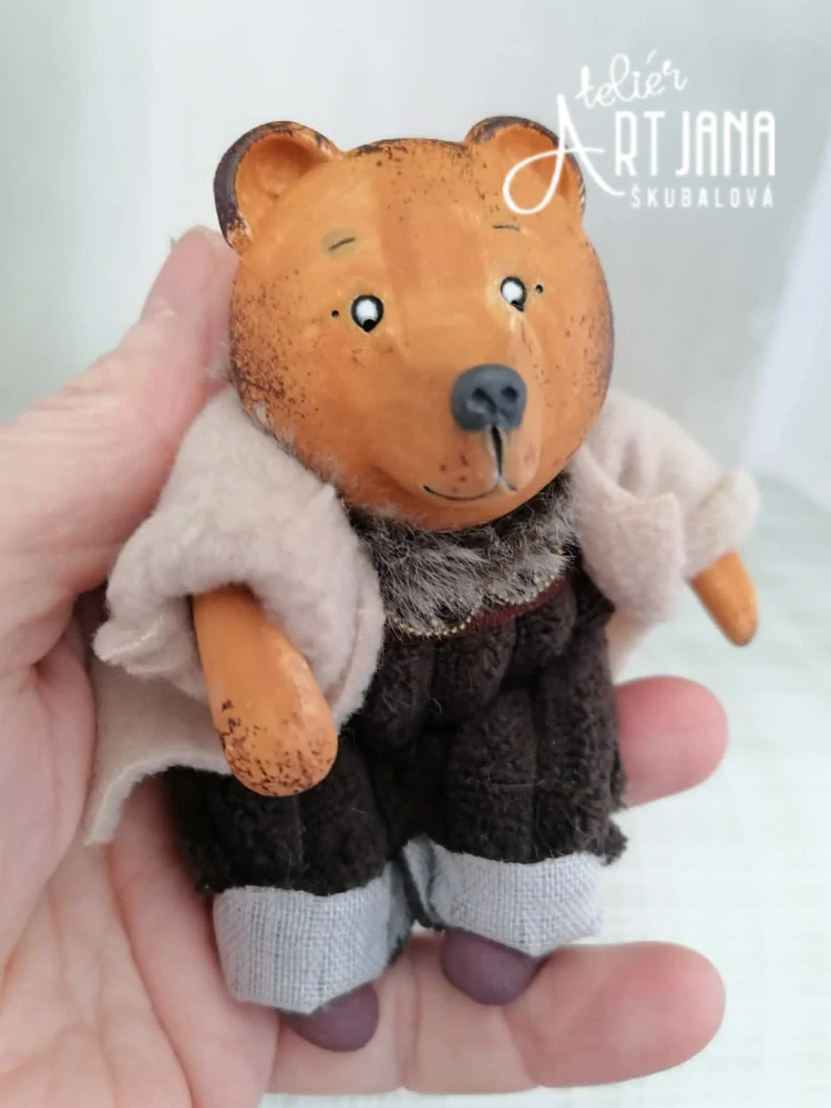 Medvídek protáhlý čumáček