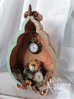 Keramický pokojíček s hodinami a medvídkem