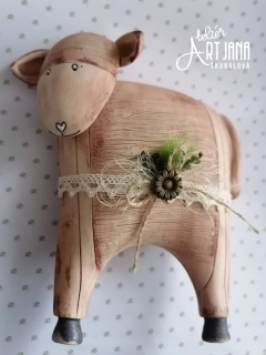 Ovečka cca 16x16 cm hnědá